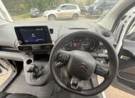 2022 Citroen Berlingo – Model: Berlingo 1000 Driver Professional Blue HDi – MD71YHM