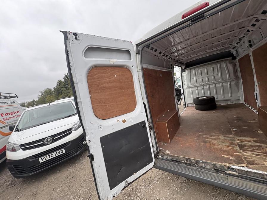 2021 Citroen Relay – Model: Relay 35 L3H2 Enterprise Blue HDi S/S – LD21WWF