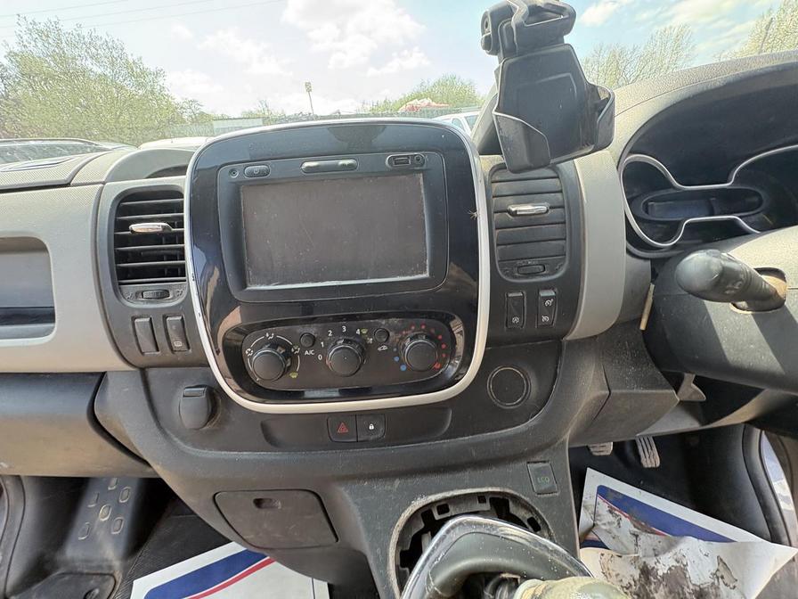 2016 Renault Trafic – Model: Trafic LL29 Sport Nav Energy dCi – MM66KSE