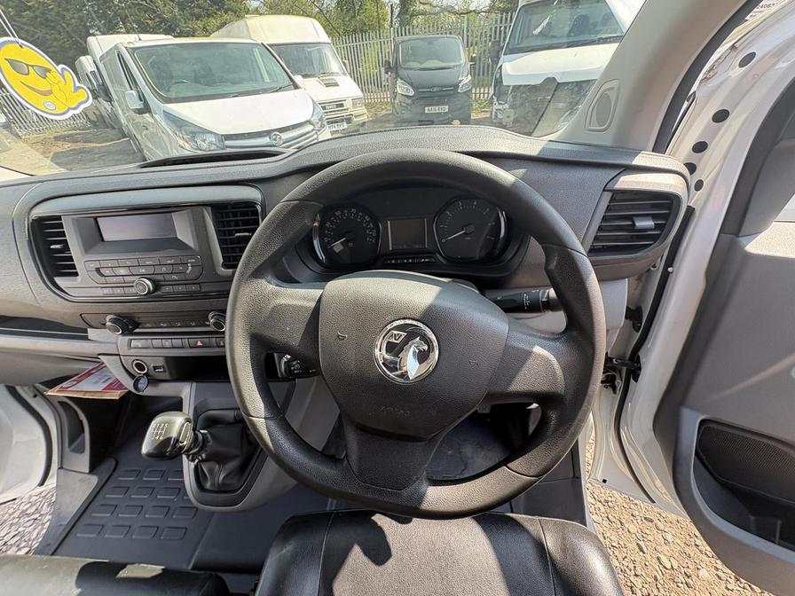 2020 Vauxhall Vivaro – Model: Vivaro  3100 Edition S/S – PE70HVD