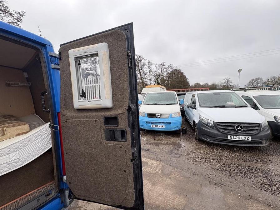 2000   – Model:  – X359EAV