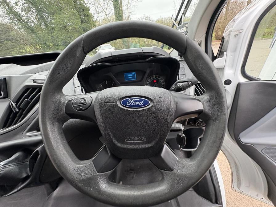 2017 Ford Transit Custom – Model: Transit Custom 310 – PO67CSU