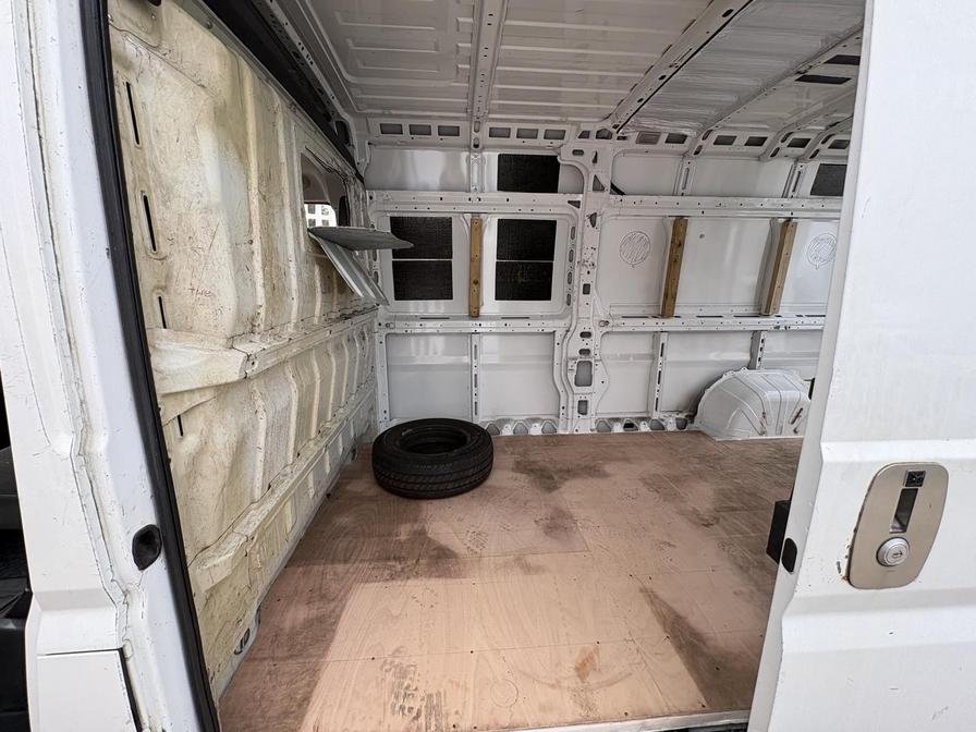 2017 Citroen Relay – Model: Relay 35 L3H2 Enterprise Blue HDi – NL17UMG