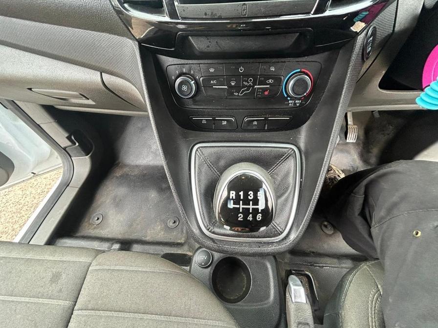 2019 Ford Transit Connect – Model: Transit Connect 240 Limited TDCi – BG69XEL