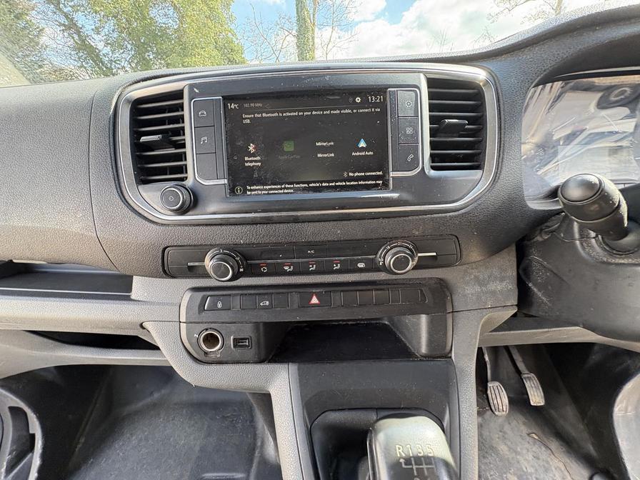 2019 Vauxhall Vivaro – Model: Vivaro 3100 Sportive S/S – DS69ZPE