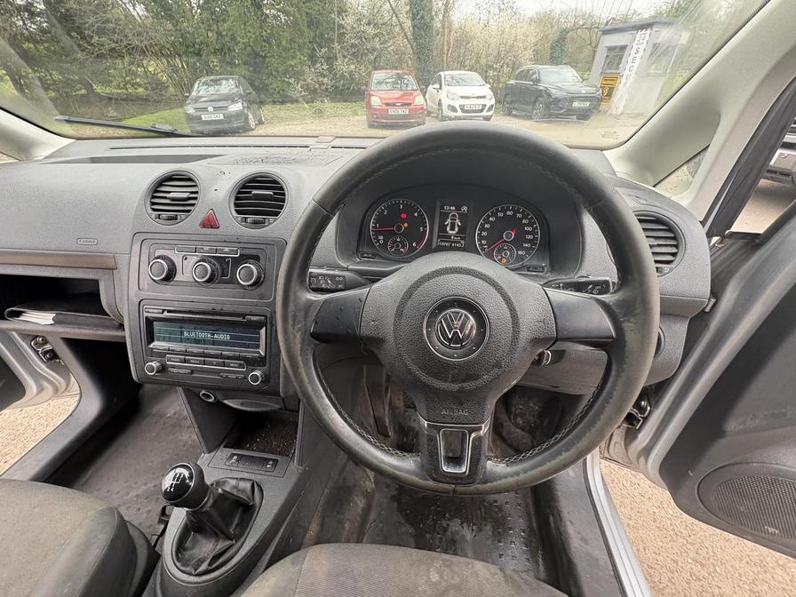 2014 Volkswagen Caddy MaxI – Model: Caddy Maxi C20 Highline TDI BlueMotion Technology – GP14NWT