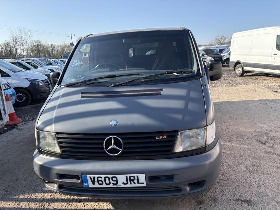 1999 Mercedes-Benz Vito – Model: Vito 110 CDi Traveliner – V609JRL