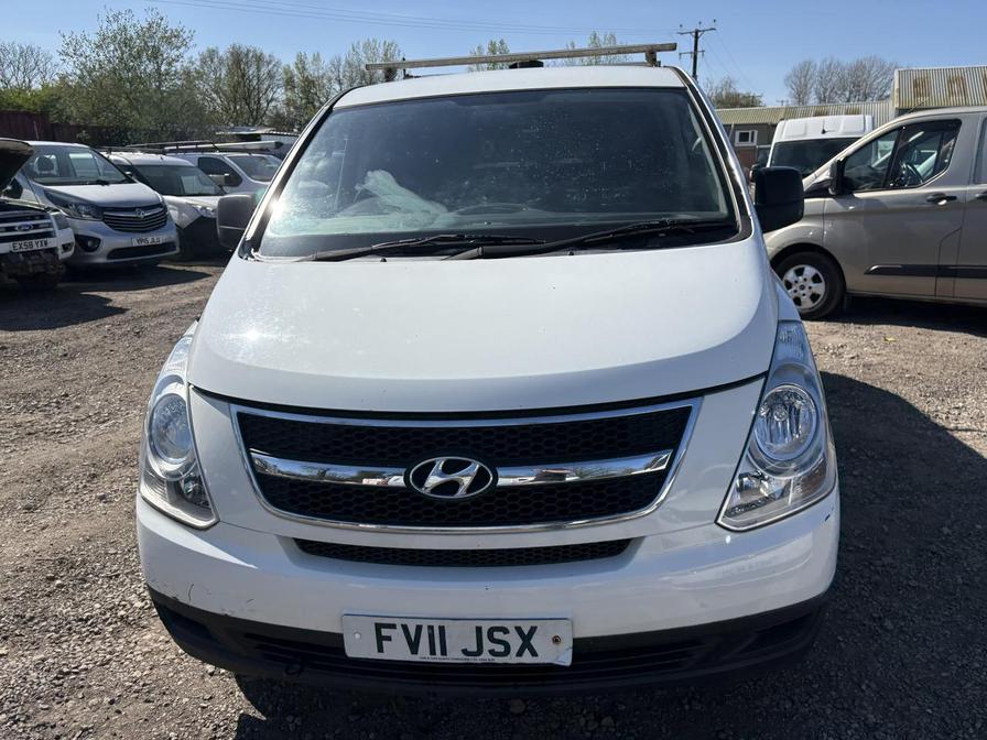 2011 Hyundai iLoad – Model: iLoad Classic CRDi 116 – FV11JSX