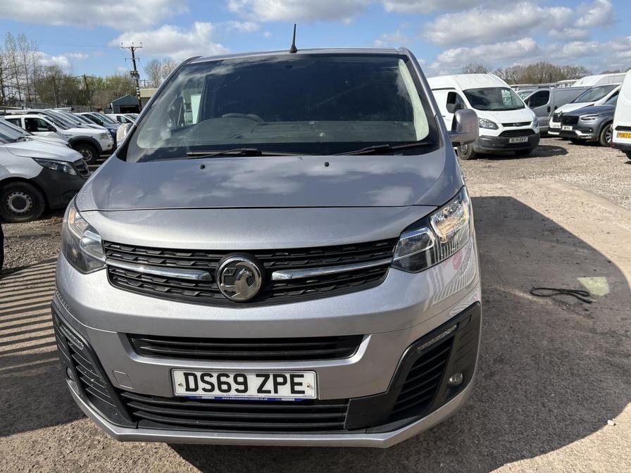 2019 Vauxhall Vivaro – Model: Vivaro 3100 Sportive S/S – DS69ZPE