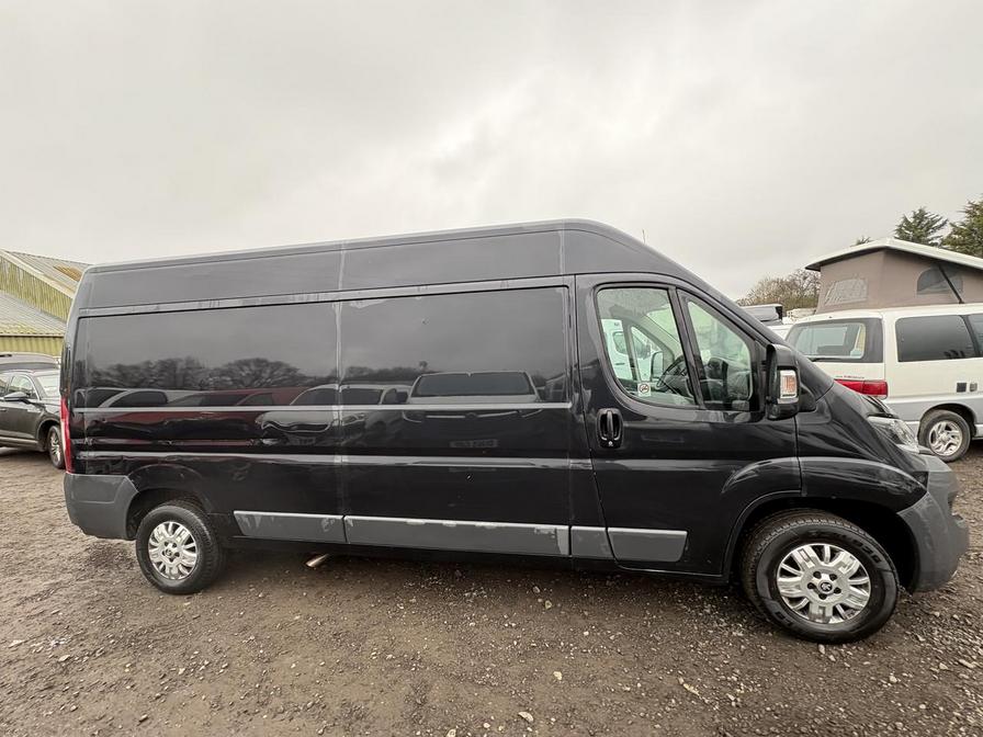 2017 Peugeot Boxer – Model: Boxer 335 Professional L3H2 Blue HDi – PE67XBK