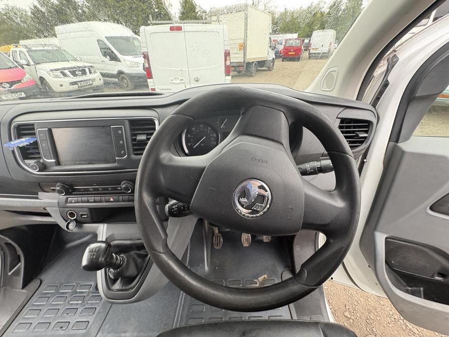 2020 Vauxhall Vivaro – Model: Vivaro 2900 Sportive S/S – DU70XJK