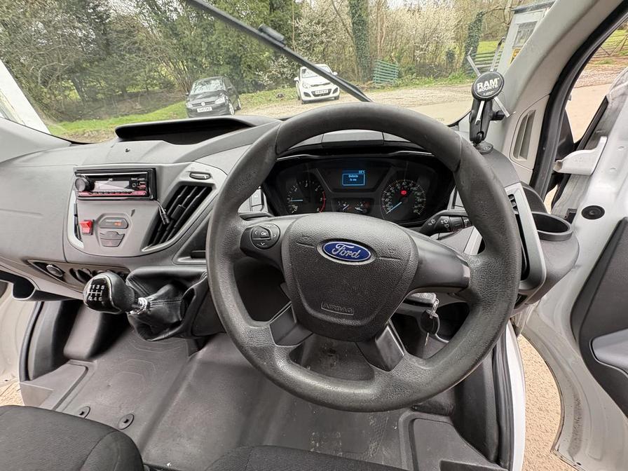 2017 Ford Transit Custom – Model: Transit Custom 310 – PO67CSU