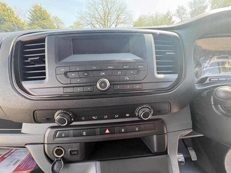 2020 Vauxhall Vivaro – Model: Vivaro  3100 Edition S/S – PE70HVD