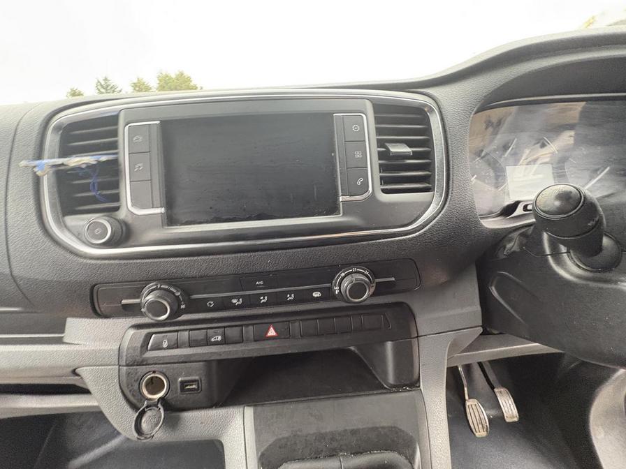 2020 Vauxhall Vivaro – Model: Vivaro 2900 Sportive S/S – DU70XJK