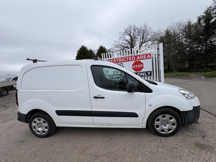 2016 Peugeot Partner – Model: Partner 850 Professional L1 HDi – HX16RYN