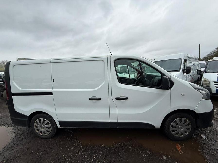 2016 Renault Trafic – Model: Trafic SL29 Business Energy dCi – MF66UVR