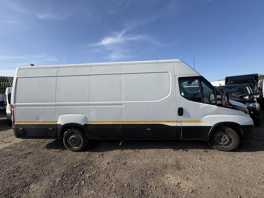 2021 Iveco Daily – Model: Daily 35S14b Auto – BJ21UTF