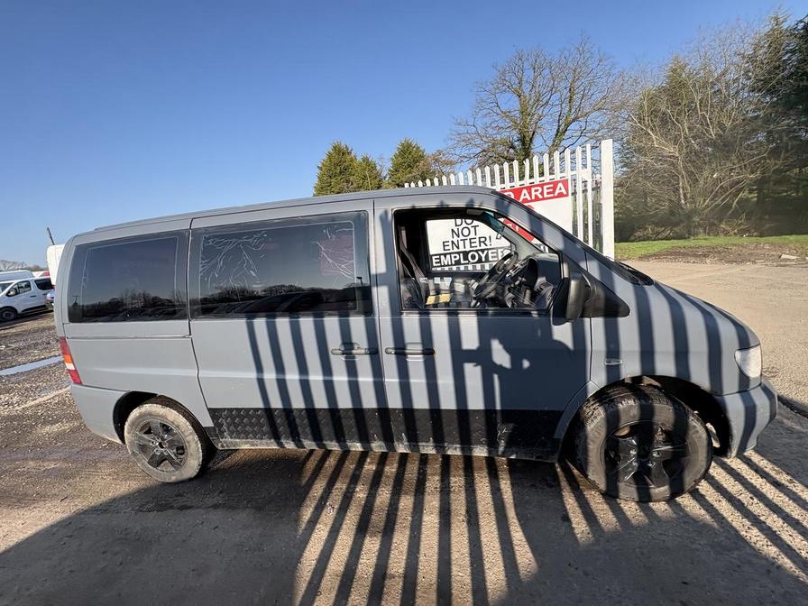 1999 Mercedes-Benz Vito – Model: Vito 110 CDi Traveliner – V609JRL