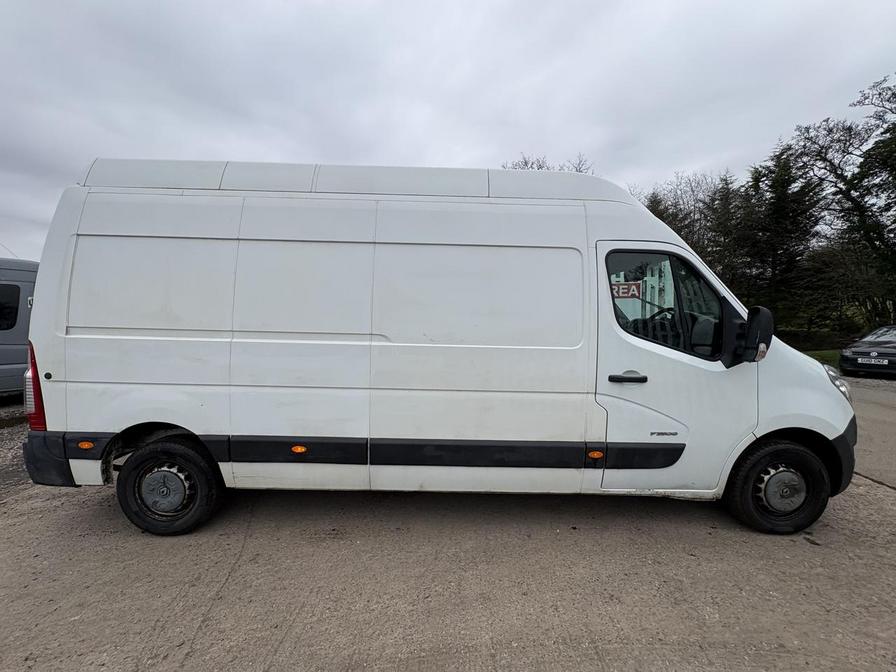 2011 Renault Master – Model: Master LH35 dCi 100 – MK11HHA