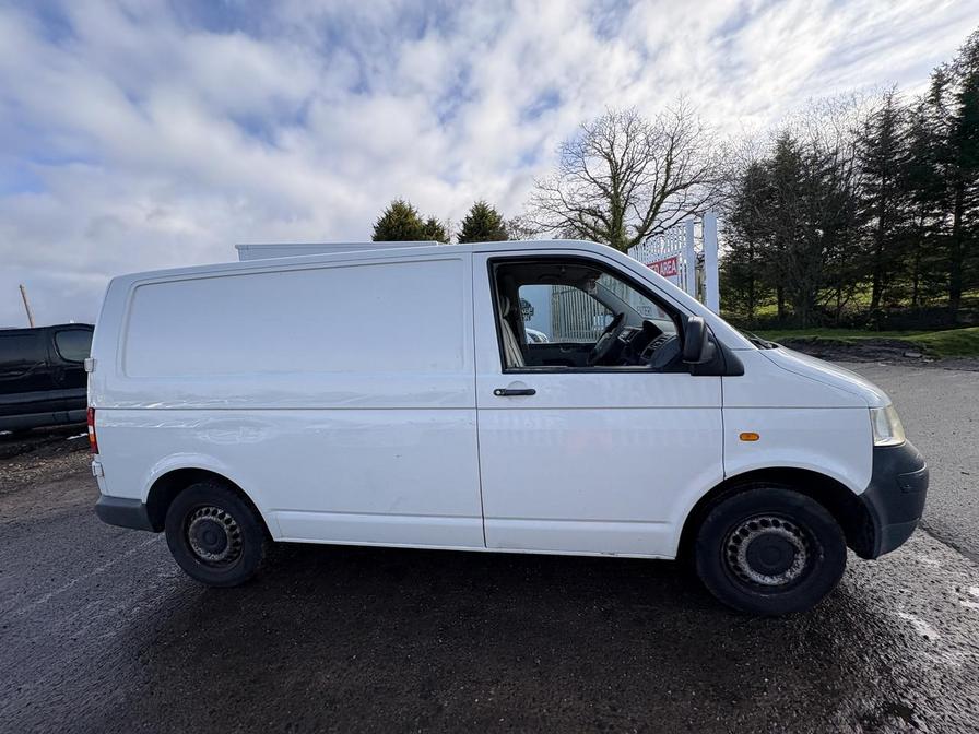 2006 Volkswagen Transporter – Model: Transporter T30 104 TDI – MF56DKK