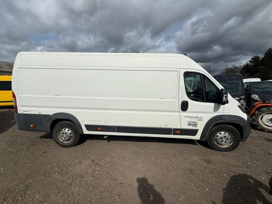 2017 Peugeot Boxer – Model: Boxer 435 Professional L4H2 Blue HDi – CN67FBK