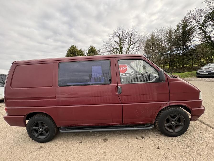 1995 Volkswagen Caravelle – Model: Transporter Caravelle – N403UVM