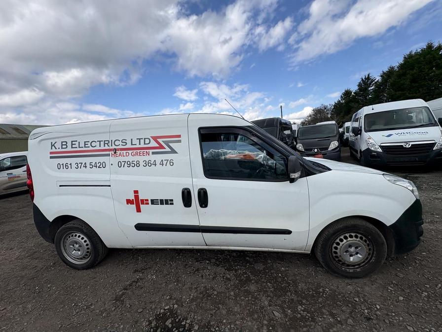 2018 Vauxhall Combo – Model: Combo 2300 CDTi – NL18EEF