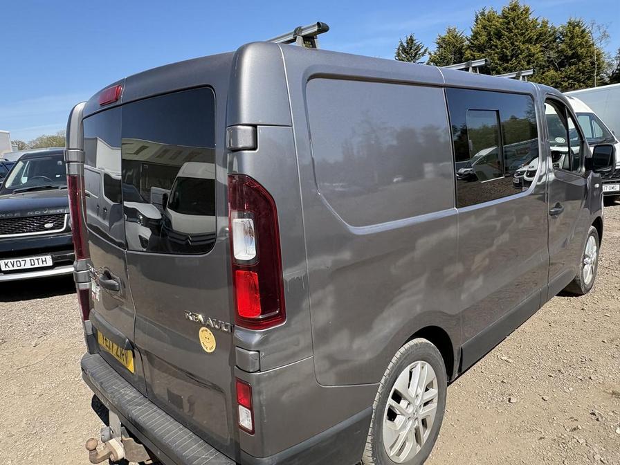 2017 Renault Trafic – Model: Trafic SL27 Sport Nav dCi – YE17ZKV