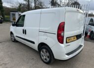 2016 Vauxhall Combo – Model: Combo 2000 L1H1 CDTi Sportive – DN16UAO