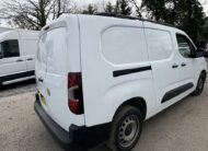 2022 Vauxhall Combo – Model: Combo 2300 Dynamic TD – KN22KTC