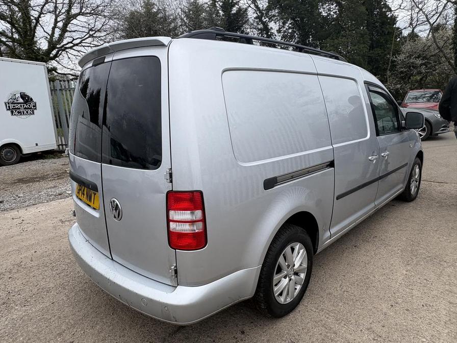 2014 Volkswagen Caddy MaxI – Model: Caddy Maxi C20 Highline TDI BlueMotion Technology – GP14NWT