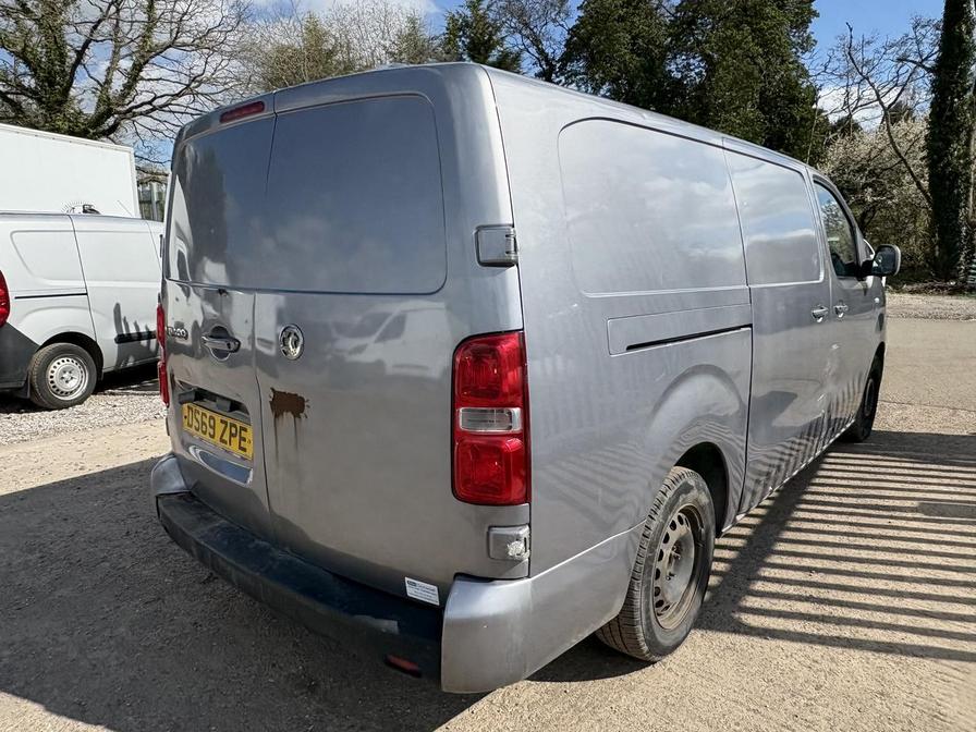 2019 Vauxhall Vivaro – Model: Vivaro 3100 Sportive S/S – DS69ZPE