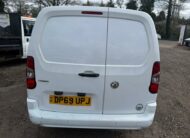 2019 Vauxhall Combo – Model: Combo 2300 Sportive S/S – DP69UPJ