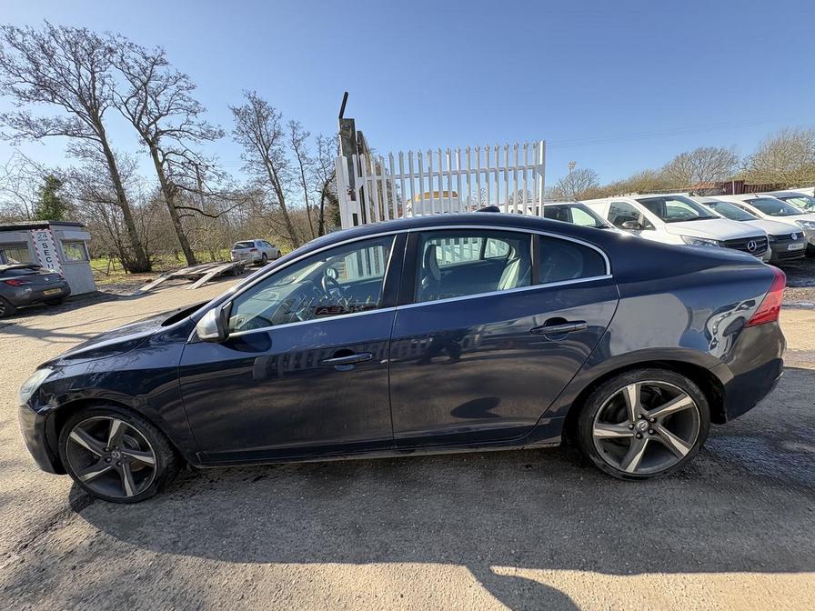 2012 Volvo S60 – Model: S60 R-Design Luxury D4 – LR12EFG