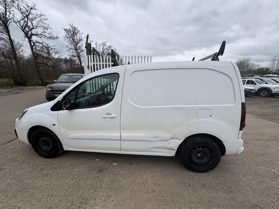 2016 Citroen Berlingo – Model: Berlingo 625 X Blue HDi – BL66KHM