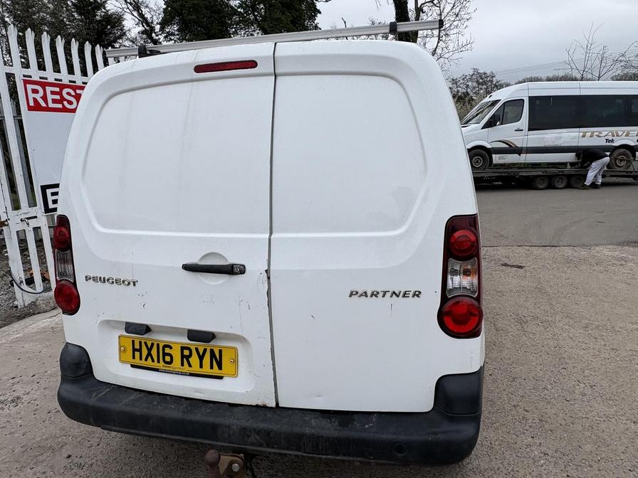 2016 Peugeot Partner – Model: Partner 850 Professional L1 HDi – HX16RYN