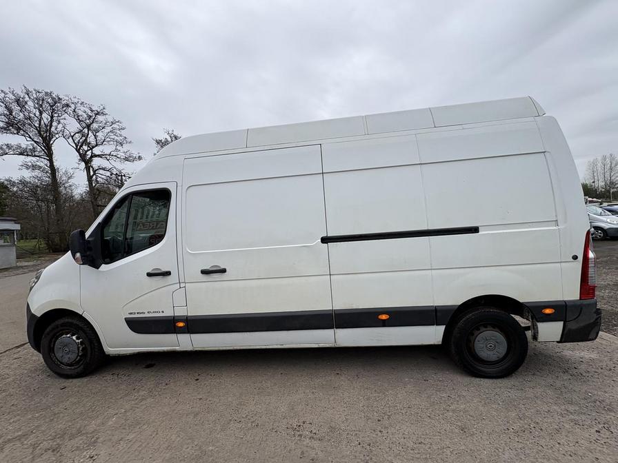 2011 Renault Master – Model: Master LH35 dCi 100 – MK11HHA