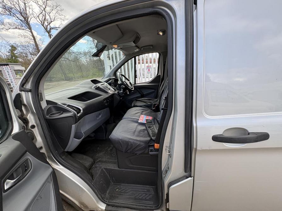 2016 Ford Transit Custom – Model: Transit Custom 270 Trend E-Tech – YM16VHD