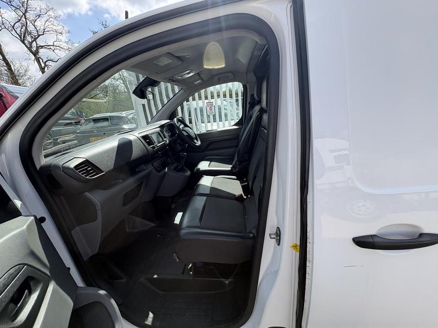 2018 Peugeot Expert – Model: Expert Professional Standard Blue HDi – WF68HCL