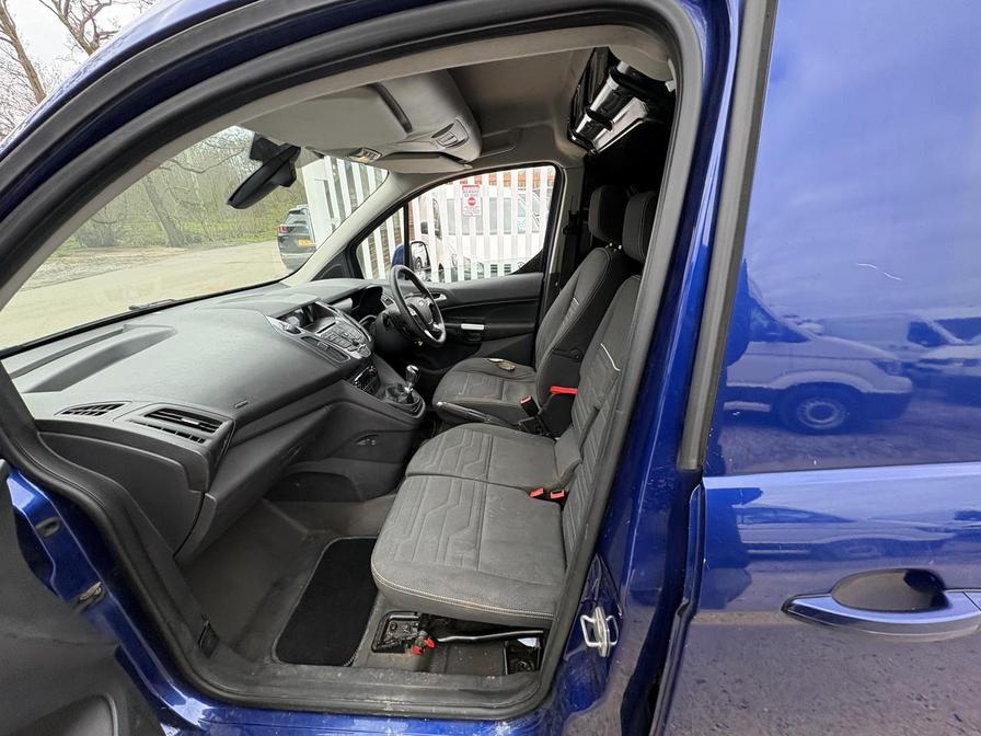 2016 Ford Transit Connect – Model: Transit Connect 240 Limited – FX16WYG