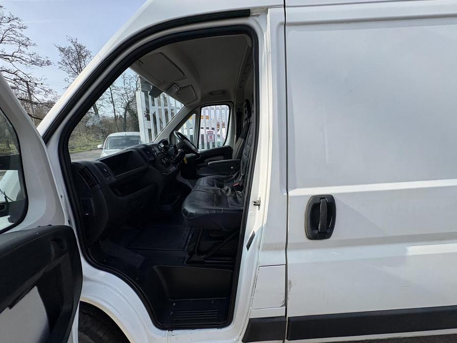 2018 Peugeot Boxer – Model: Boxer 335 Professional L3H2 Blue HDi – GF68WWX