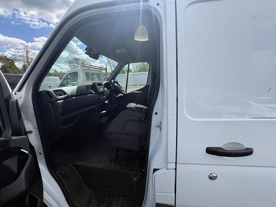 2021 Vauxhall Movano – Model: Movano L3H2 F3500 CDTi – DT70YTD