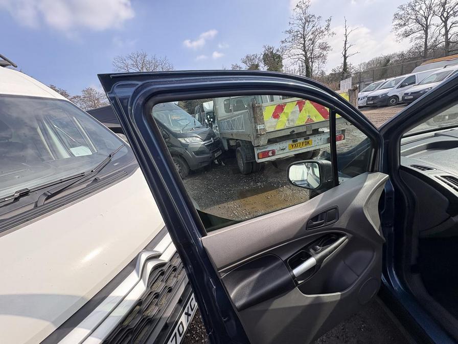 2019 Ford Transit Connect – Model: Transit Connect 200 Trend TDCi – EA69AYM