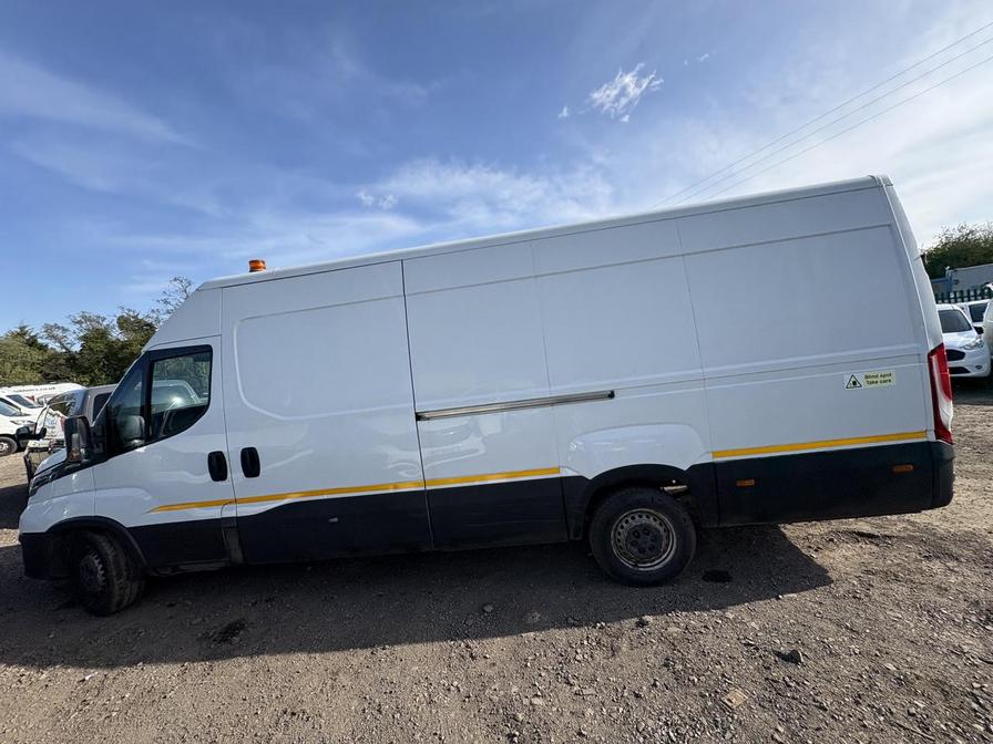 2021 Iveco Daily – Model: Daily 35S14b Auto – BJ21UTF