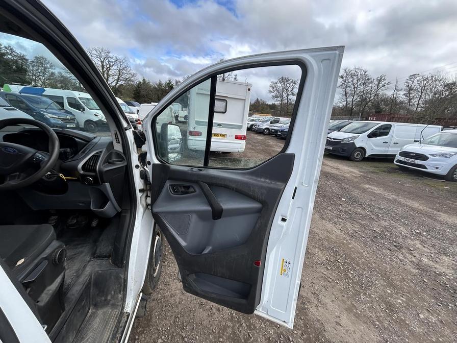 2016 Ford Transit Custom – Model: Transit Custom 270 E-Tech – SA16MZF