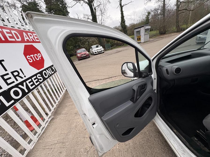 2010 Citroen Berlingo – Model: Berlingo 625 X HDi 75 – BD59UBA
