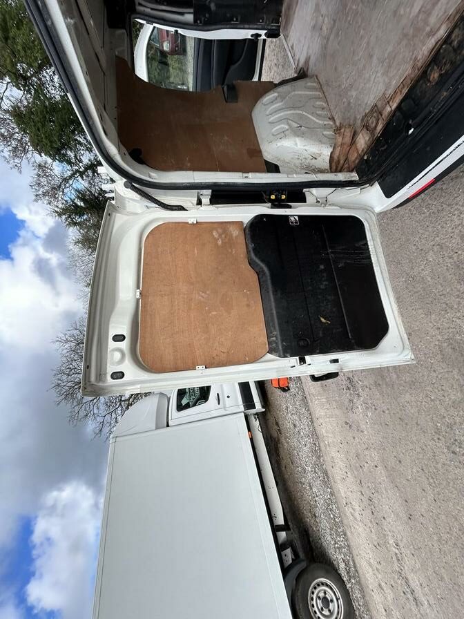 2016 Vauxhall Combo – Model: Combo 2000 L1H1 CDTi Sportive – DN16UAO