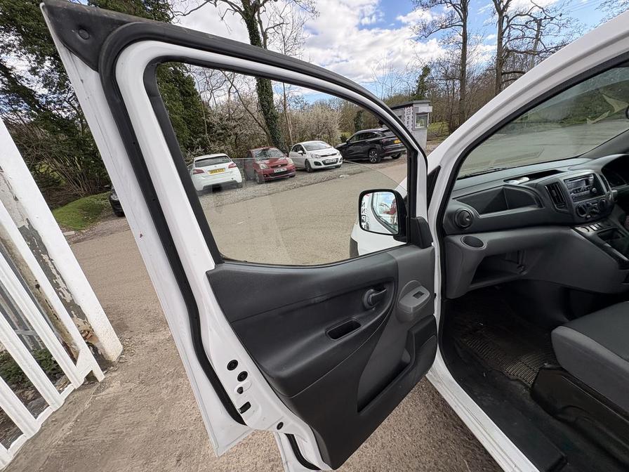 2015 Nissan NV200 – Model: NV200 Acenta dCi – YP15FTO