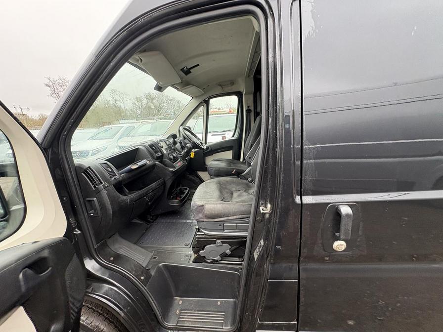 2017 Peugeot Boxer – Model: Boxer 335 Professional L3H2 Blue HDi – PE67XBK