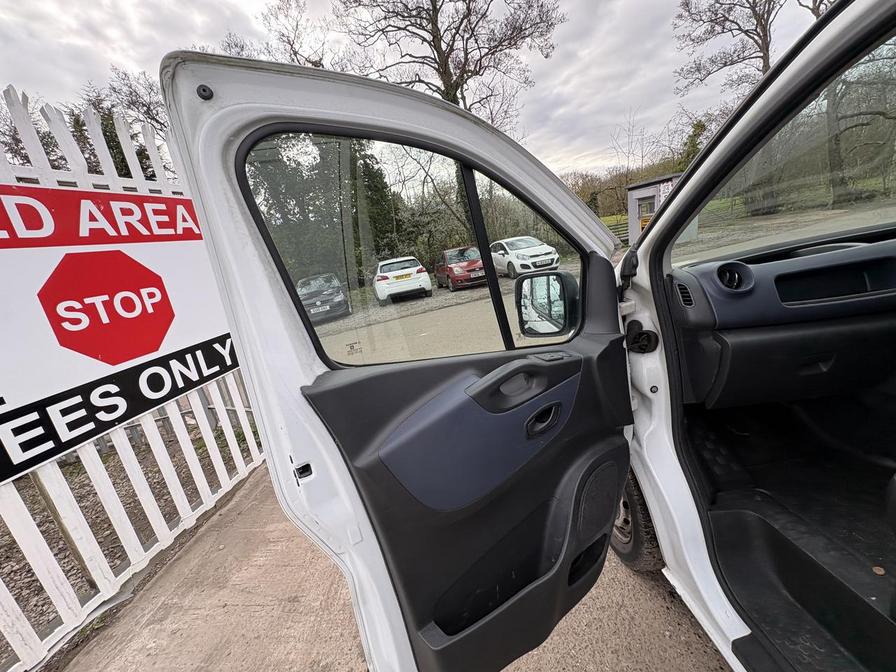 2015 Vauxhall Vivaro – Model: Vivaro  2900 CDTI – DU65UXV